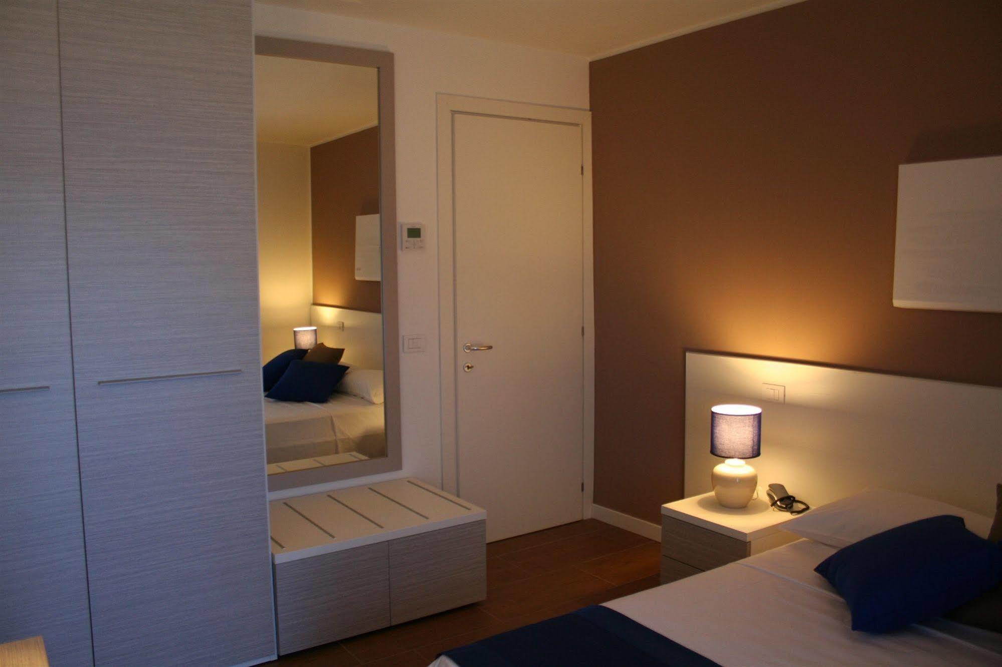 Apart Hotel Atlantic Grado Ngoại thất bức ảnh